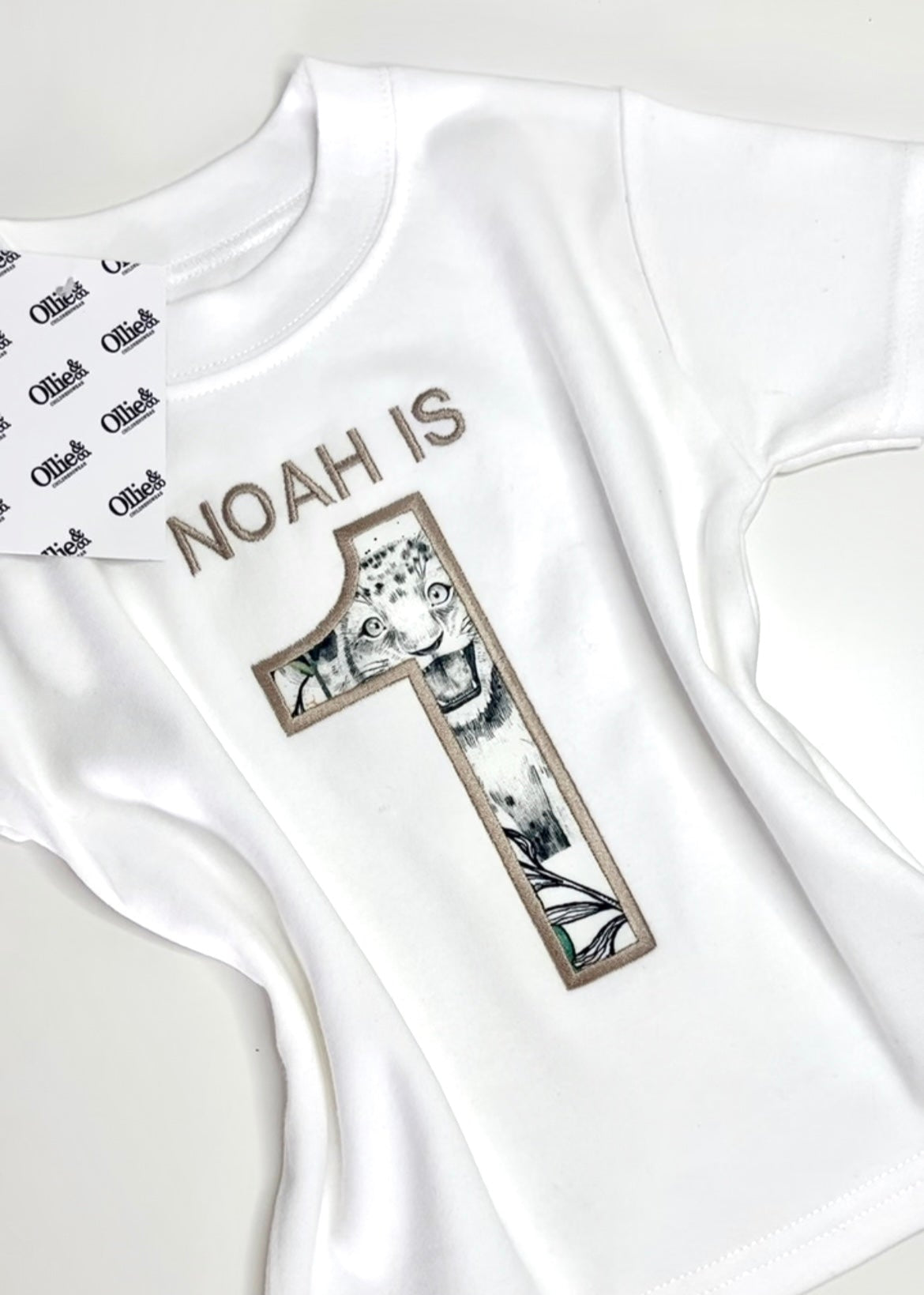 Short Sleeve White Applique Tee