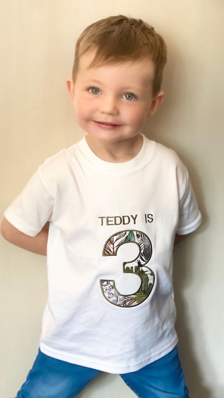 Short Sleeve White Applique Tee